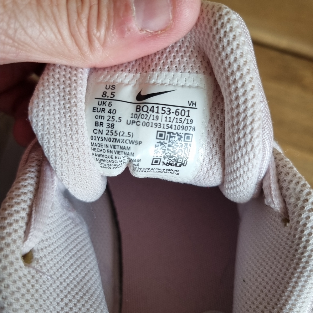 Nike RYZ 365 Barely Rose Trainers uk 6 - Picture 6 of 6
